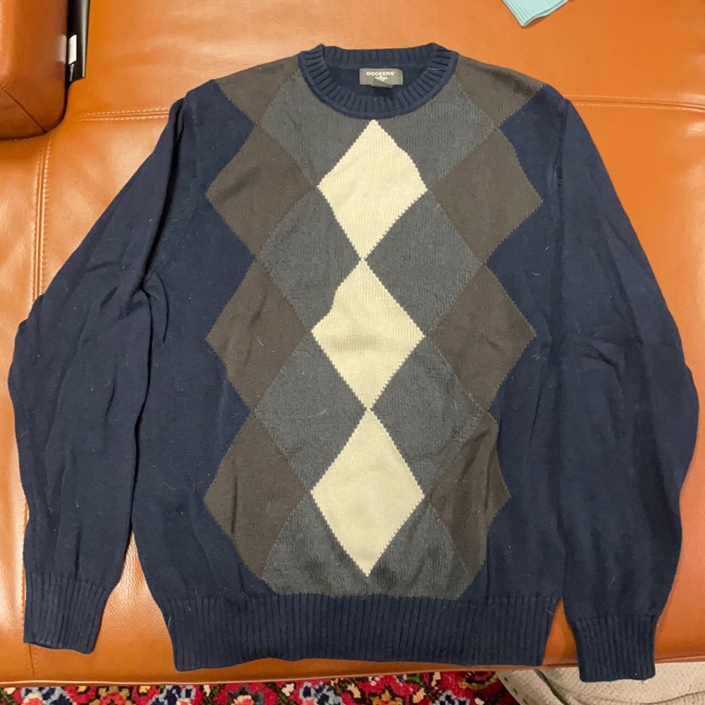 Dockers sweater